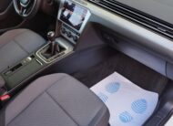 VOLKSWAGEN Passat Variant Advance