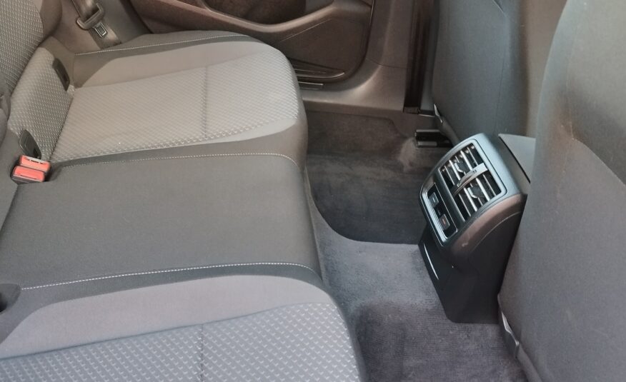 VOLKSWAGEN Passat Variant Advance