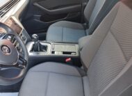 VOLKSWAGEN Passat Variant Advance