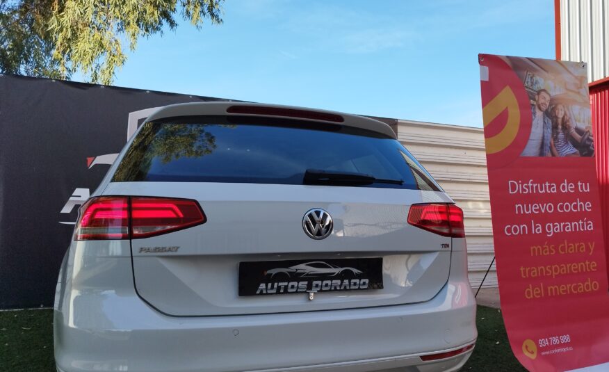 VOLKSWAGEN Passat Variant Advance